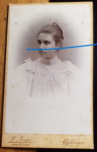 Mädchen junge frau - frau,