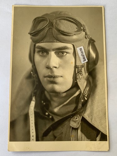 Portrait luftwaffe pilot - portrait,